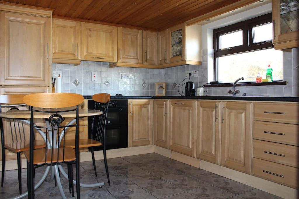 4 Bedroom Traditional Irish Farm House Killybegs Donegal Town Exterior foto