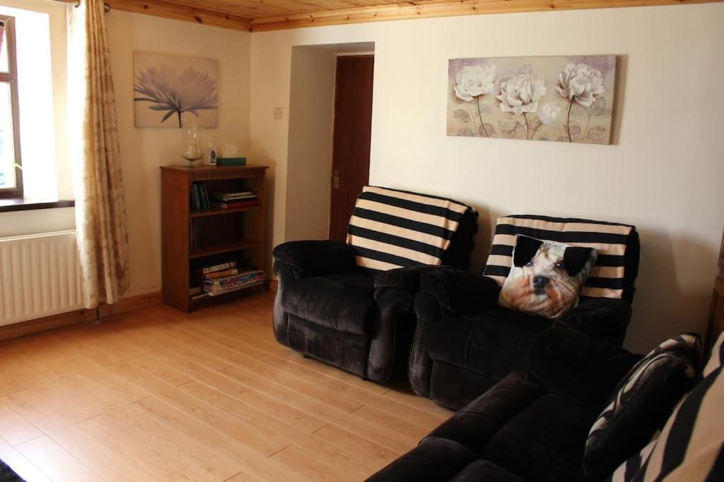 4 Bedroom Traditional Irish Farm House Killybegs Donegal Town Exterior foto